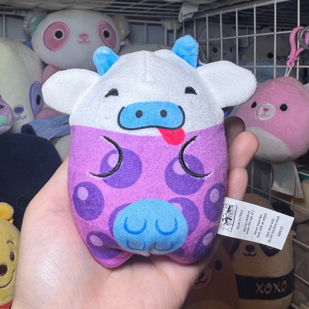 Cows vs Aliens CVA ‘Bubbles’ the Cow 4” Stuffed Bean Plush